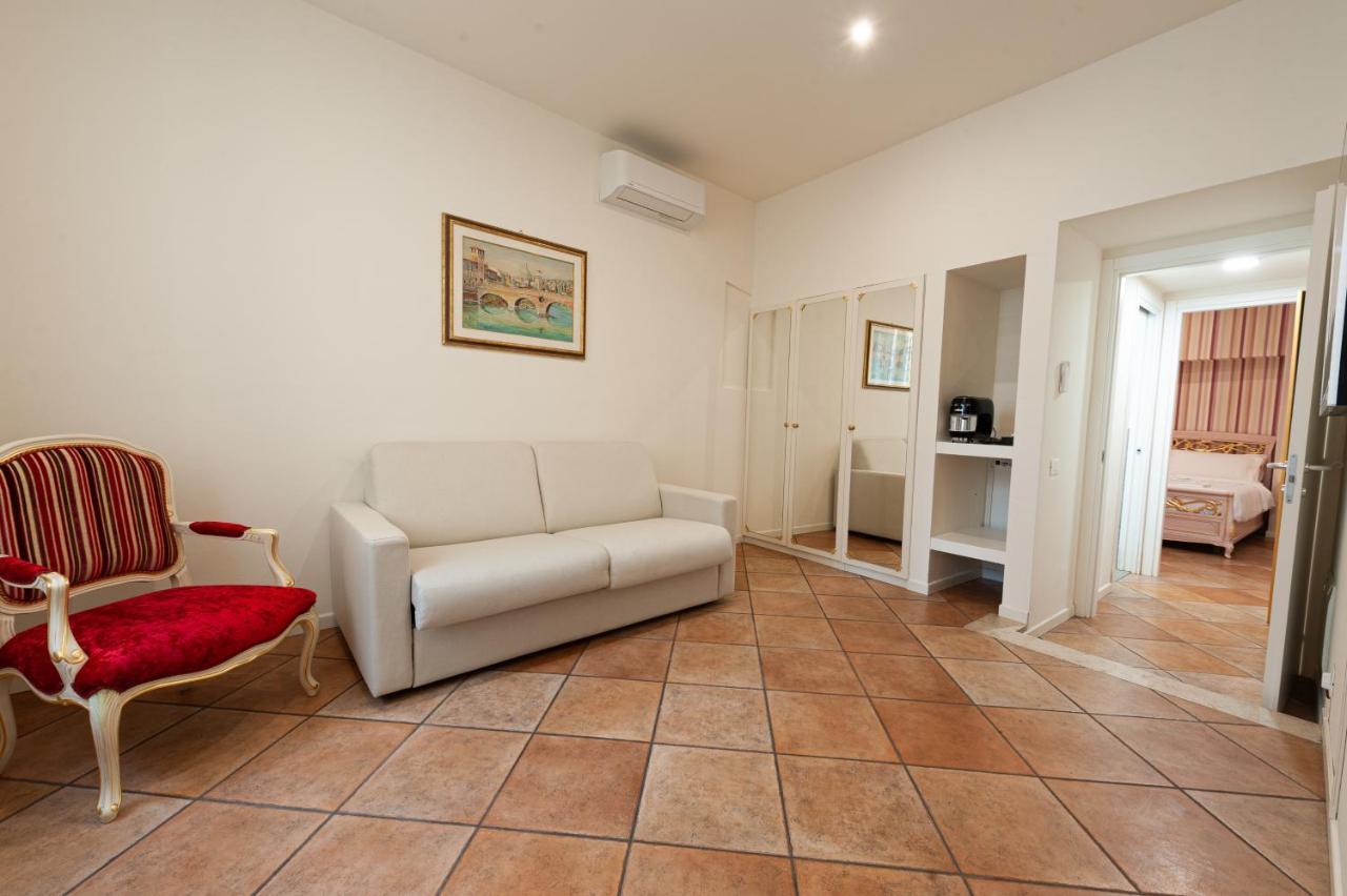 ホテル Residenza Catullo ヴェローナ エクステリア 写真