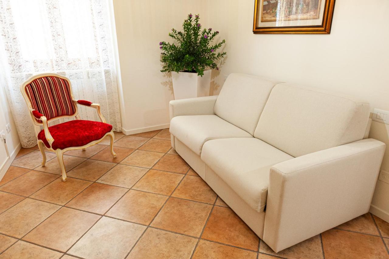 ホテル Residenza Catullo ヴェローナ エクステリア 写真