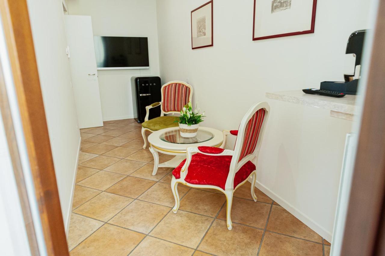 ホテル Residenza Catullo ヴェローナ エクステリア 写真